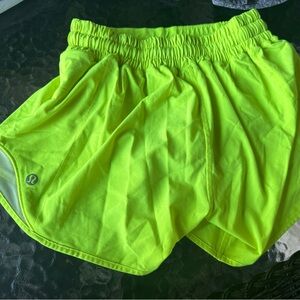 Lululemon Hotty Hot shorts
